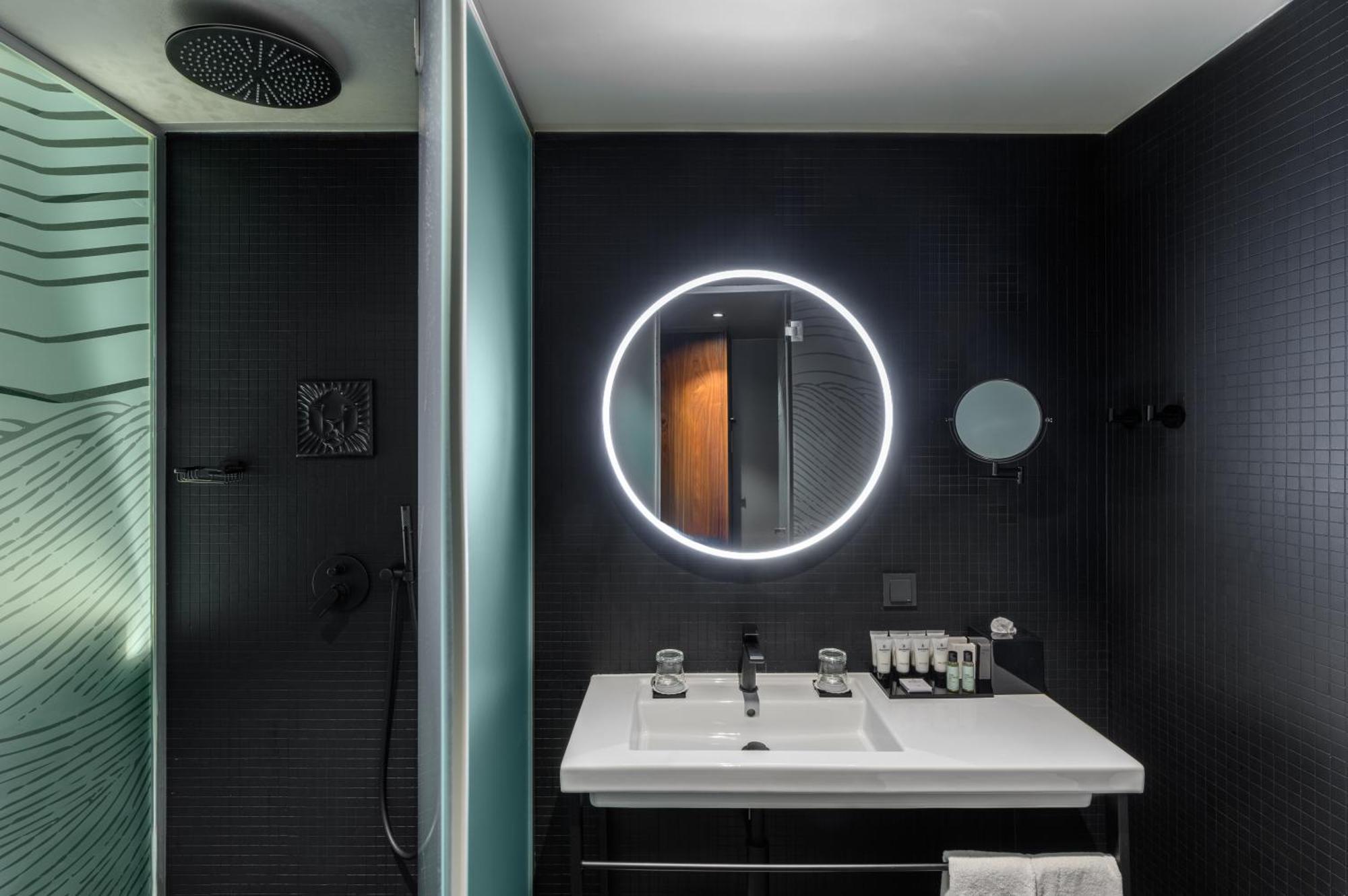 Hotel Clark Budapest - Adults Only Ngoại thất bức ảnh Bathroom