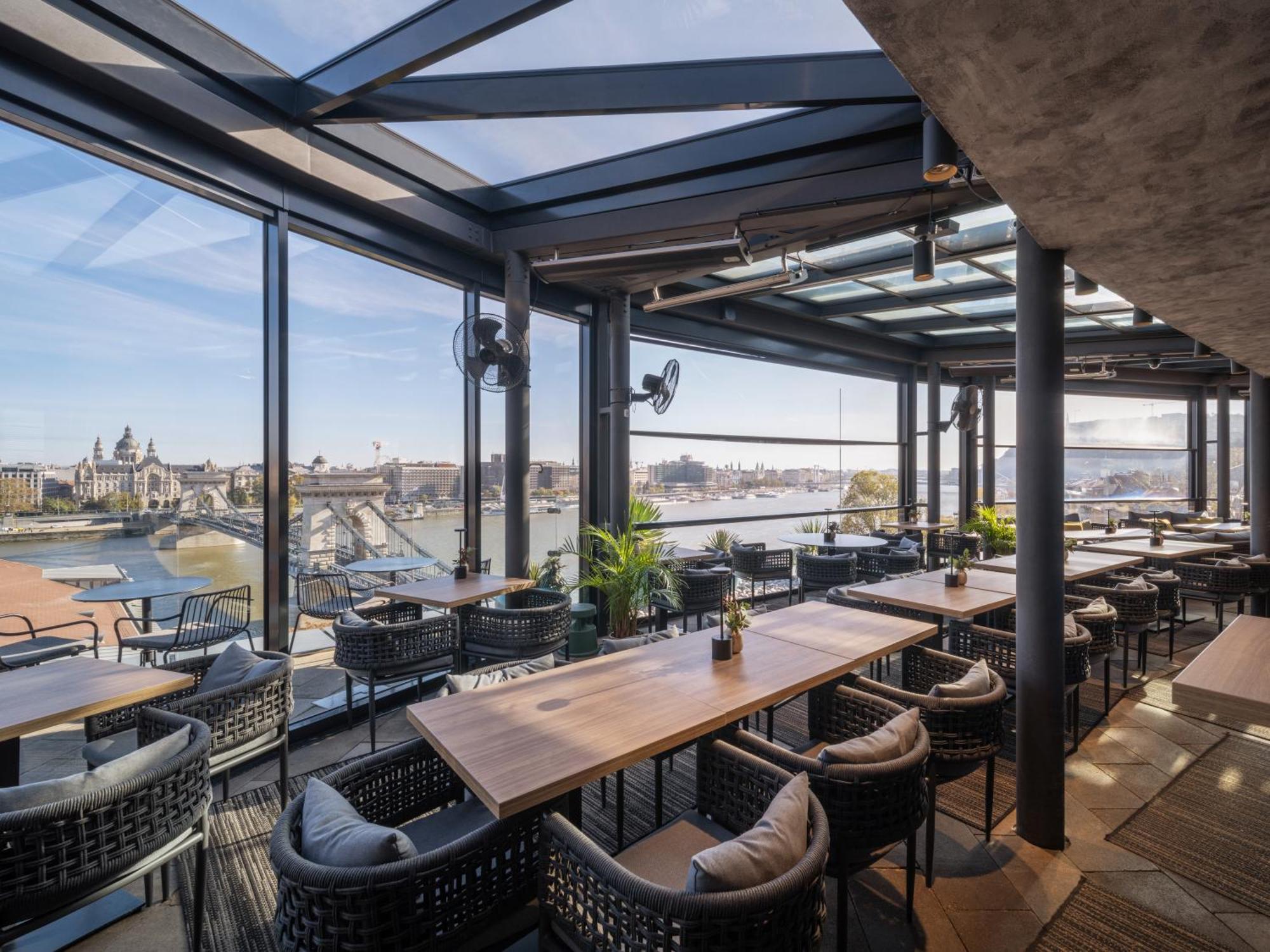 Hotel Clark Budapest - Adults Only Ngoại thất bức ảnh The River Restaurant