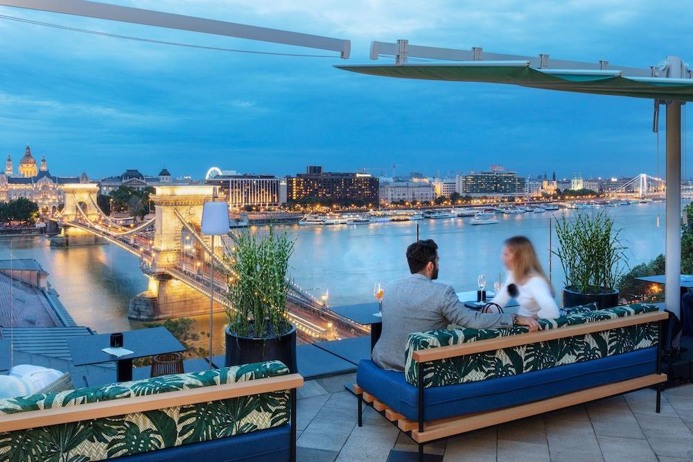 Hotel Clark Budapest - Adults Only Ngoại thất bức ảnh View from the rooftop terrace
