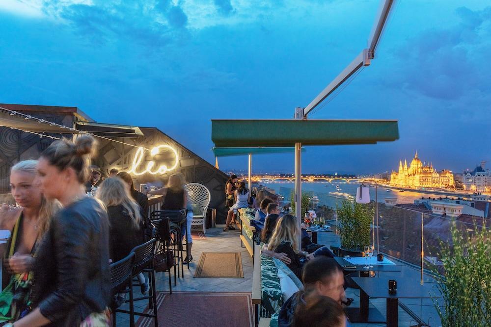 Hotel Clark Budapest - Adults Only Ngoại thất bức ảnh View from the rooftop