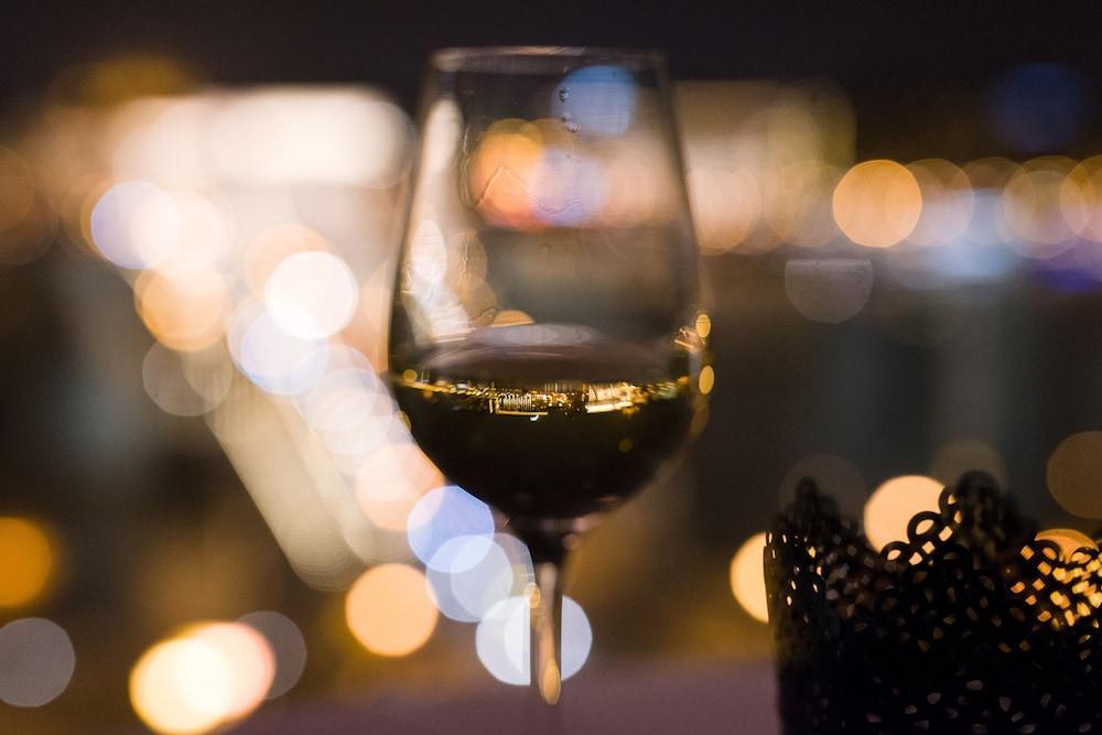 Hotel Clark Budapest - Adults Only Ngoại thất bức ảnh A glass of red wine